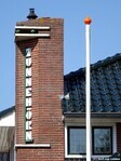 Schoorsteen met de naam
<br/>
Gert-Jan Lobbes, mei 2020